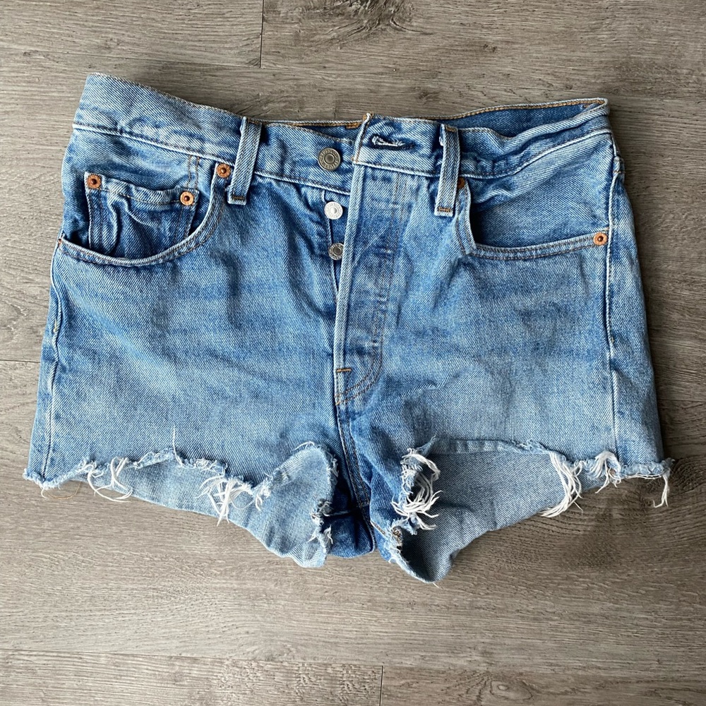 Levi’s 501 denim button up shorts